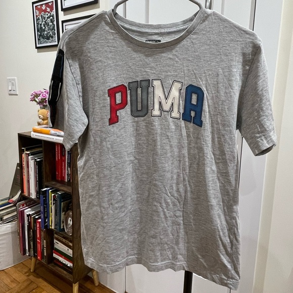 SOLD🚨PUMA Gray T-Shirt Colorful Logo in EUC (Youth L) - Picture 2 of 8